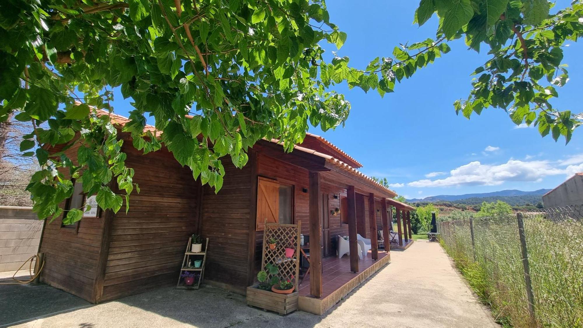 Les Valletes Arnés Exterior photo